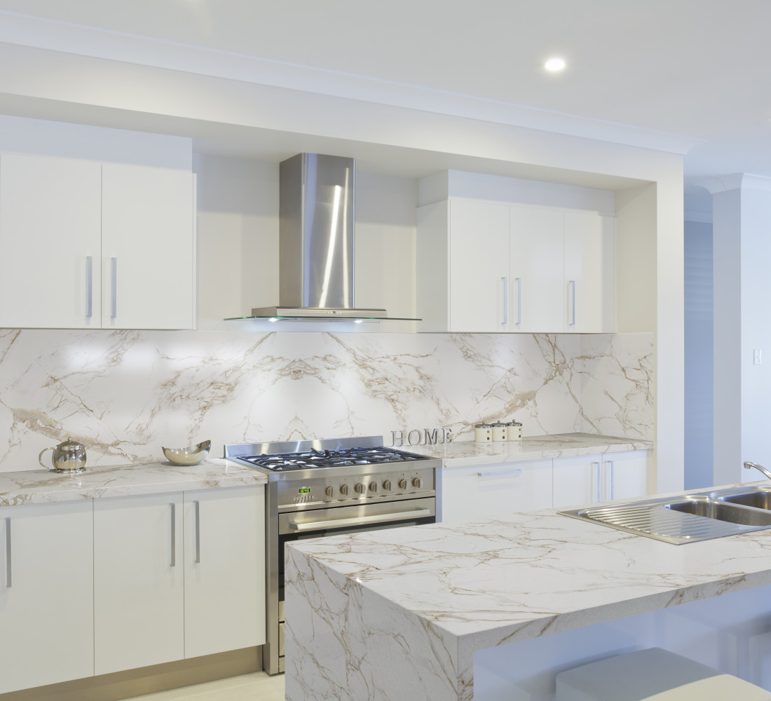 Dekton®_Entzo_Kitchen Counter and Backsplash