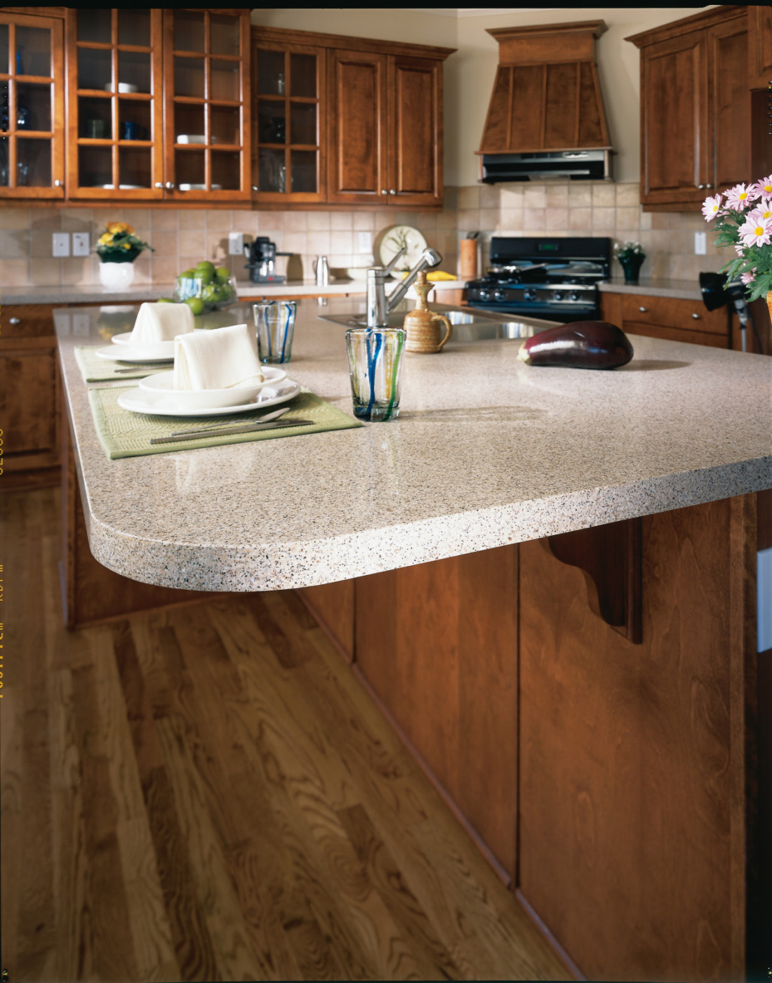 Diana Pearl 1 – detail Bar.jpg